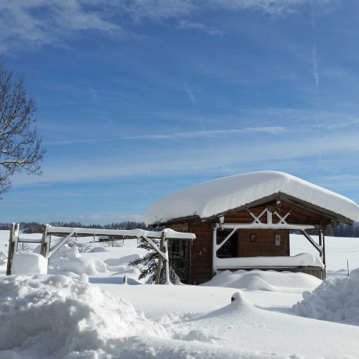 verschneites Gartenhaus, © im-web.de/ Gemeinde Waakirchen-Schaftlach