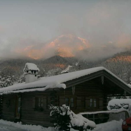 https://d1pgrp37iul3tg.cloudfront.net/objekt2_pics/obj_full_32554_005.jpg, © im-web.de/ Tourist-Information Rottach-Egern