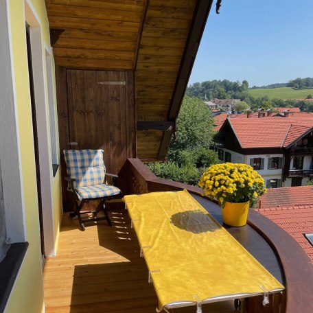 Südbalkon mit Blick auf See und Tal, © im-web.de/ Tourist-Information Gmund am Tegernsee