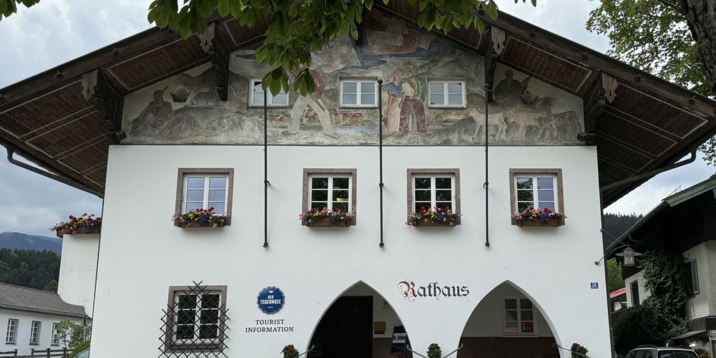 Rathaus, © Der Tegernsee (Sabine Ziegler-Musiol)