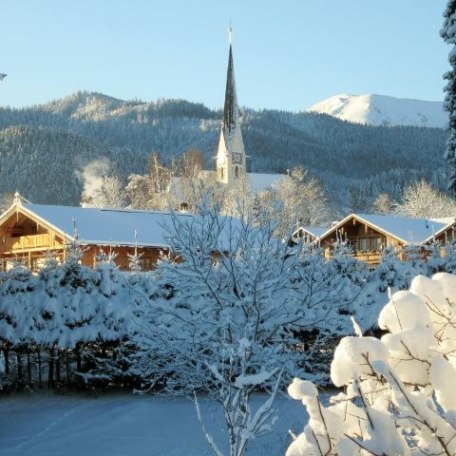 Ausblick von der Ferienwohnung Kirschbaum, © Gästehaus Gartenheim am Tegernsee