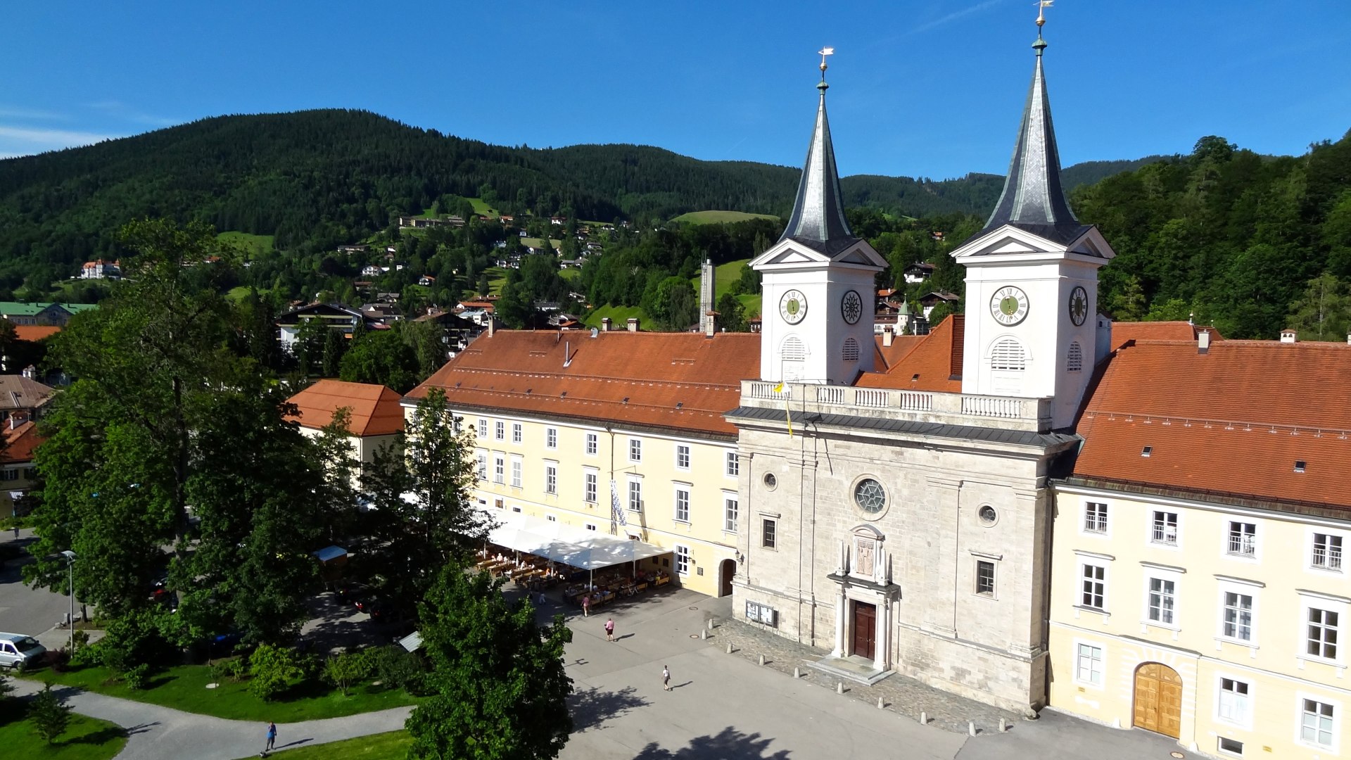 braustuberltegernsee_luftaufnahmesommer