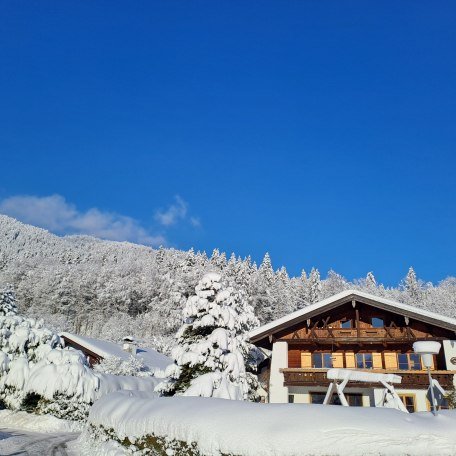 https://images.bs.ds-srv.net/objekt2_pics/obj_full_31400_009.jpg, © im-web.de/ Regionalentwicklung Oberland Kommunalunternehmen