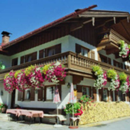 https://d1pgrp37iul3tg.cloudfront.net/objekt_pics/obj_full_28223_015.jpg, © im-web.de/ Tourist-Information Bayrischzell