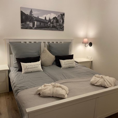 Schlafzimmer Fewo Brecherspitz, © im-web.de/ Gäste-Information Schliersee in der vitalwelt schliersee