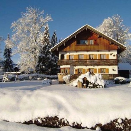 Haus Seeblick im Winter, © im-web.de/ Tourist-Information Bad Wiessee