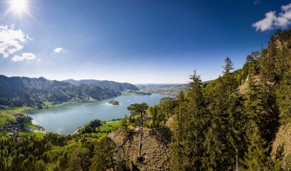 Zur Burgruine Hohenwaldeck, © Alpenregion Tegernsee Schliersee