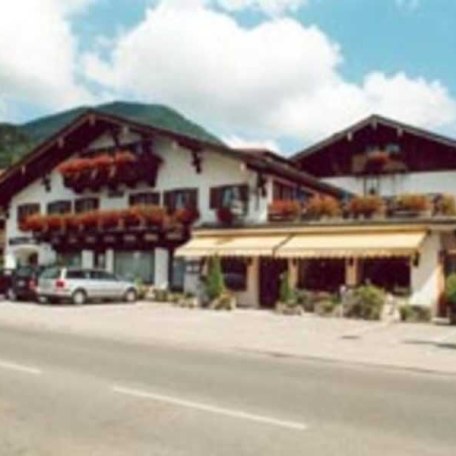 https://images.bs.ds-srv.net/objekt_pics/obj_full_33798_003.jpg, © im-web.de/ Tourist Information Tegernsee